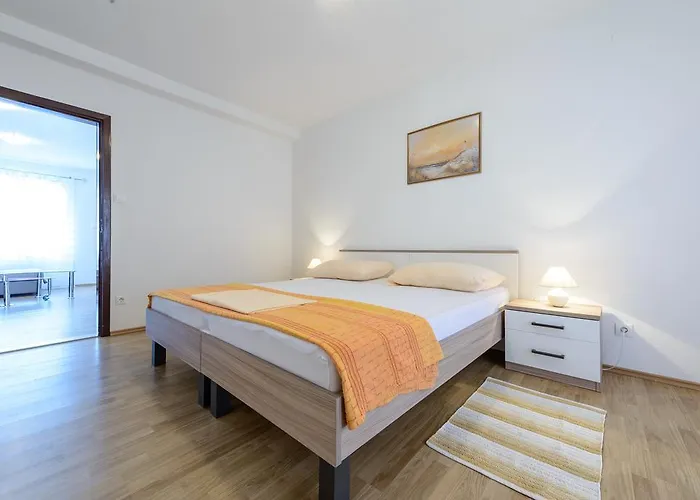 Apartments Aida