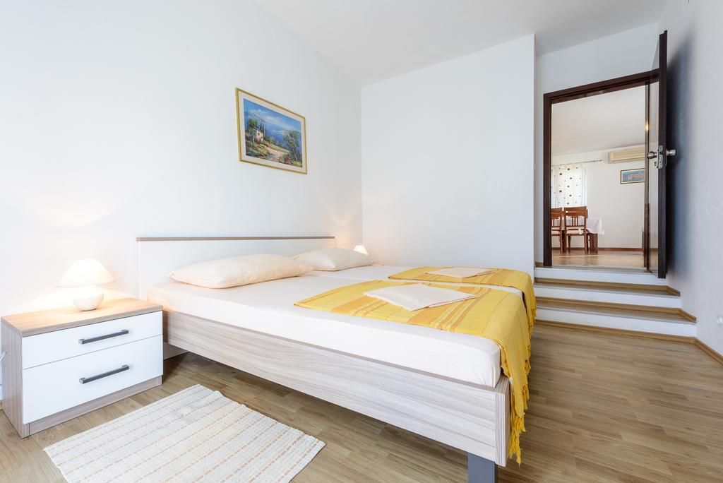 Apartment Aida