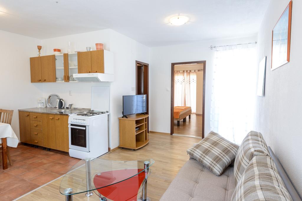 Apartment Aida
